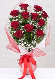 11 kırmızı gülden buket çiçeği  Diyarbakır çiçek , çiçekçi , çiçekçilik 