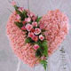kalp pano karankil ve güller   Diyarbakır İnternetten çiçek siparişi 